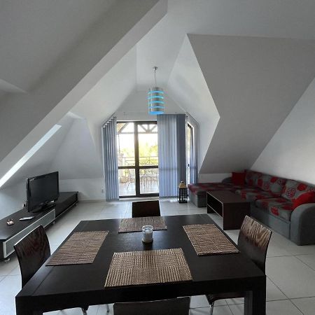 Stunning 2-Bed Apartment In Sea Resort Varna Άγιος Κωνσταντίνος και Ελένη Εξωτερικό φωτογραφία