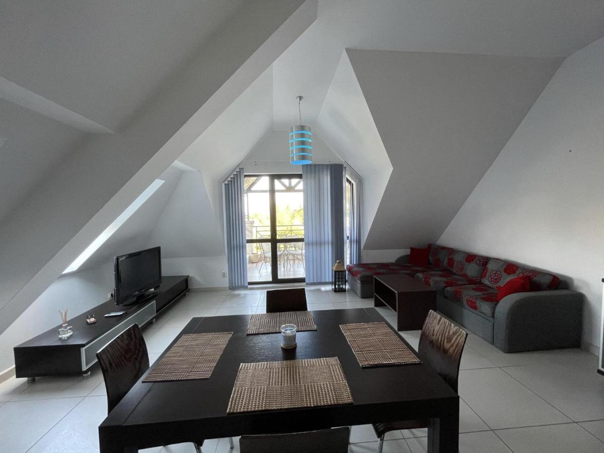 Stunning 2-Bed Apartment In Sea Resort Varna Άγιος Κωνσταντίνος και Ελένη Εξωτερικό φωτογραφία