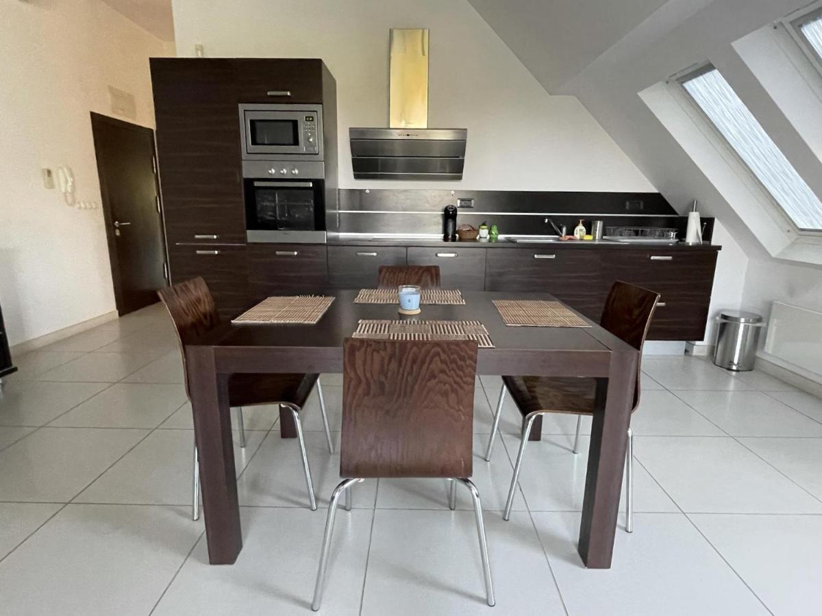 Stunning 2-Bed Apartment In Sea Resort Varna Άγιος Κωνσταντίνος και Ελένη Εξωτερικό φωτογραφία