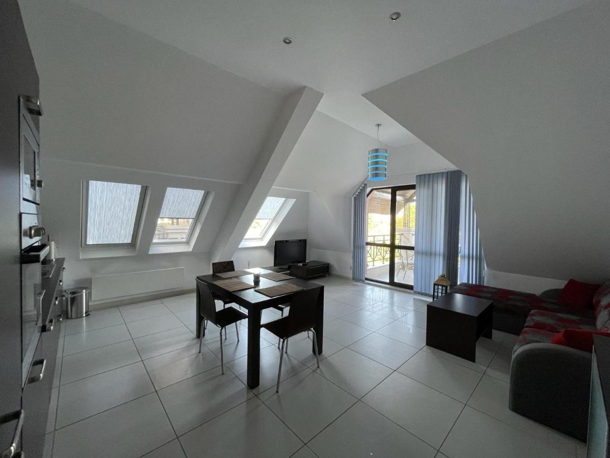 Stunning 2-Bed Apartment In Sea Resort Varna Άγιος Κωνσταντίνος και Ελένη Εξωτερικό φωτογραφία