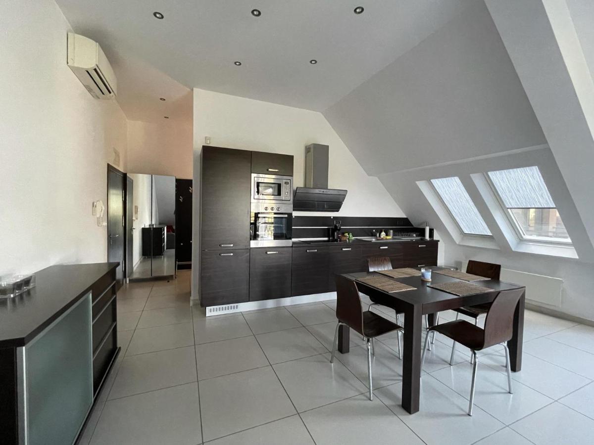 Stunning 2-Bed Apartment In Sea Resort Varna Άγιος Κωνσταντίνος και Ελένη Εξωτερικό φωτογραφία